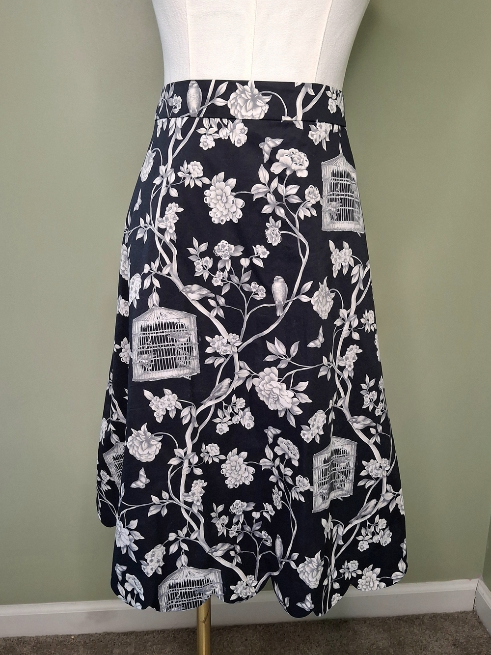 Talbots Petite 18WP Black White Floral Birdcage Skirt Scalloped Hem A-Line